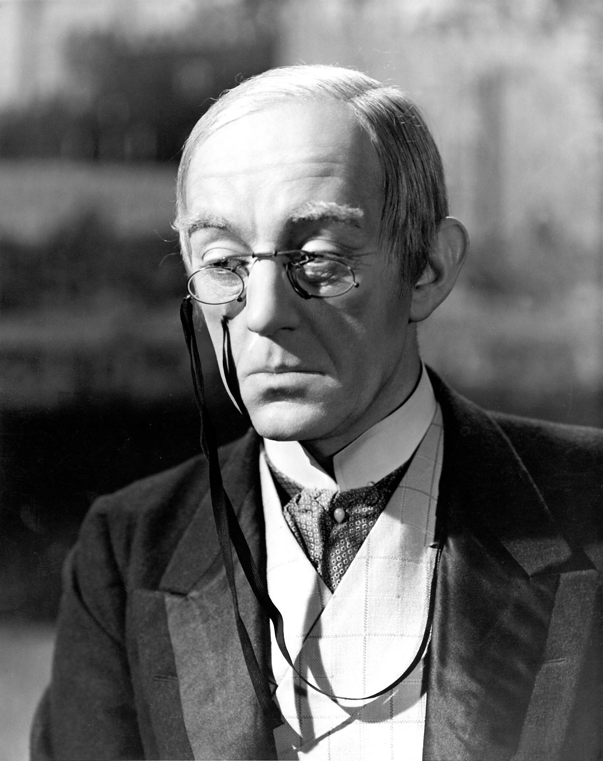 Adel verpflichtet - Film-Still