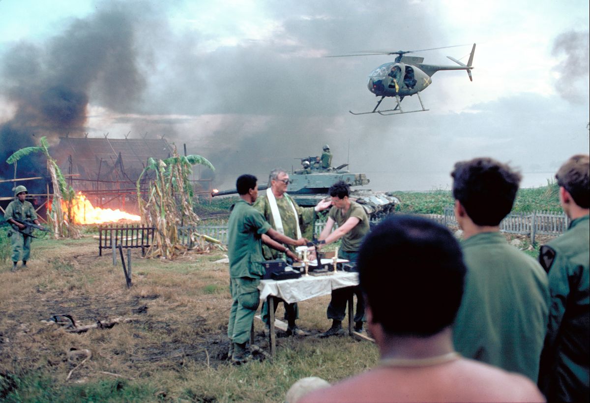 Apocalypse Now - Full Disclosure - Film-Still