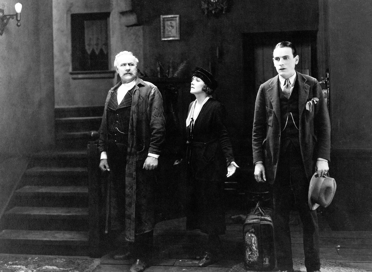 Charlie Chaplin - Die Nächte einer schönen Frau - Film-Still