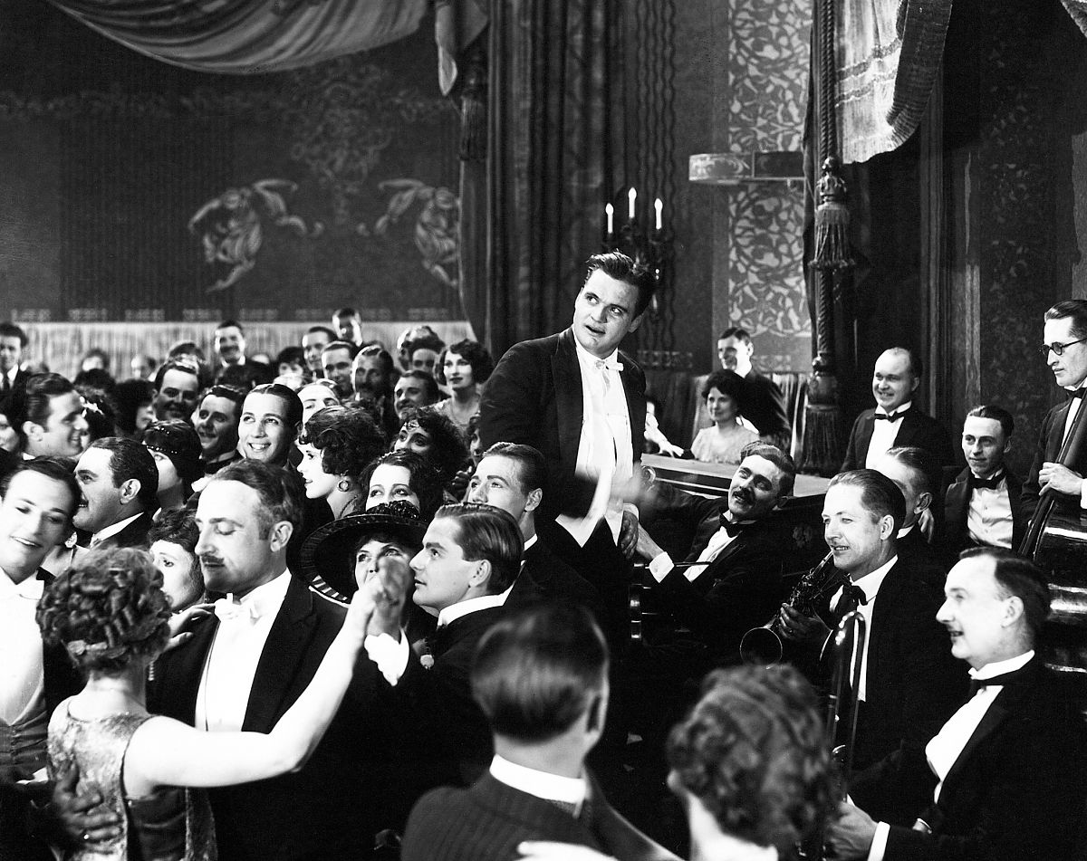 Charlie Chaplin - Die Nächte einer schönen Frau - Film-Still