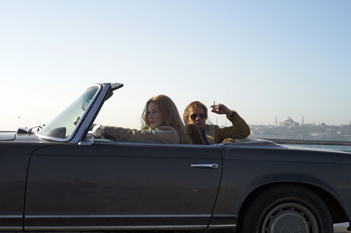 Dame König As Spion - Film-Still