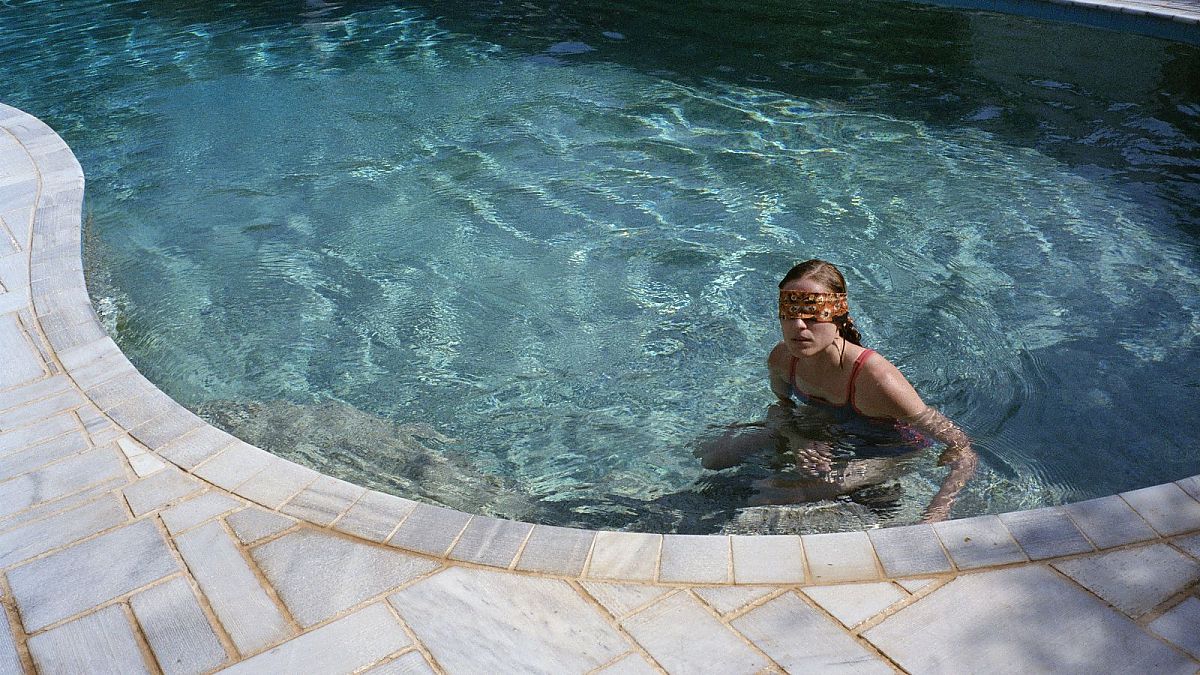 Dogtooth - Film-Still