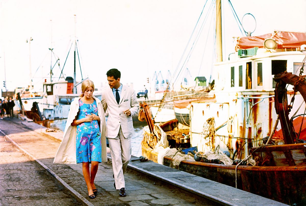 Die Regenschirme von Cherbourg - Film-Still