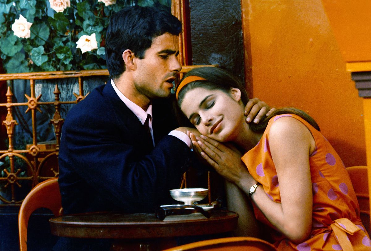 Die Regenschirme von Cherbourg - Film-Still