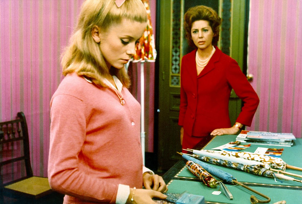 Die Regenschirme von Cherbourg - Film-Still