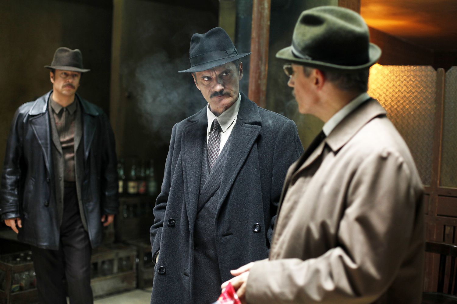 Bild zu Outside the Law