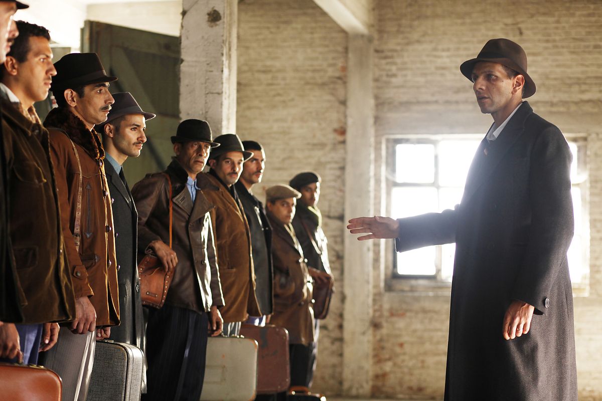 Outside the Law - Film-Still