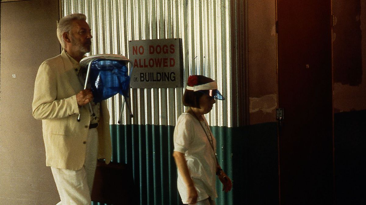 Younger & Younger - Film-Still